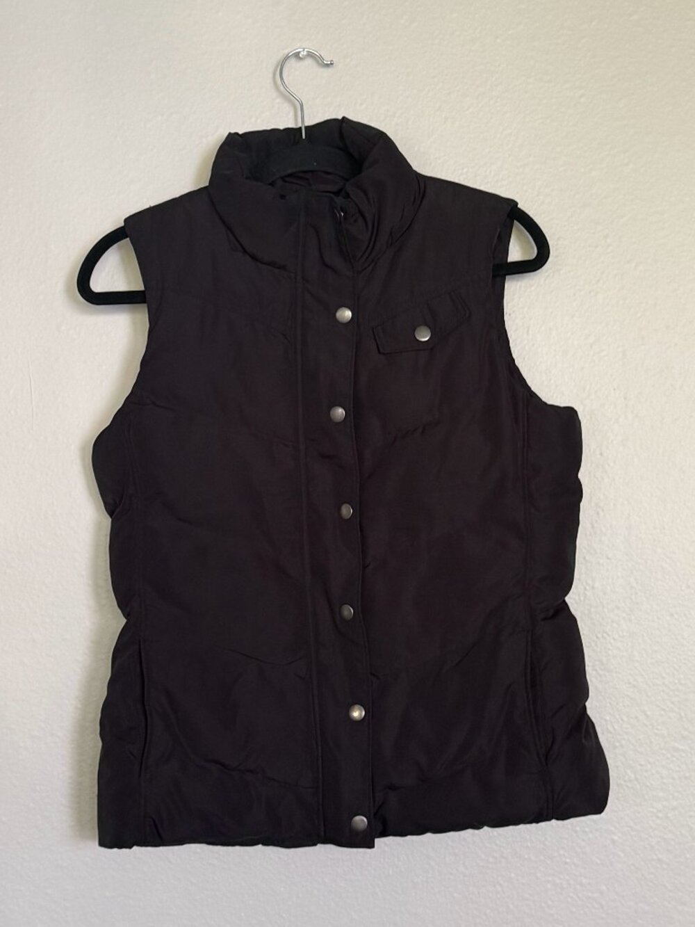 Vintage Banana Republic black puffer vest from the Fall 2012 archive collection.
